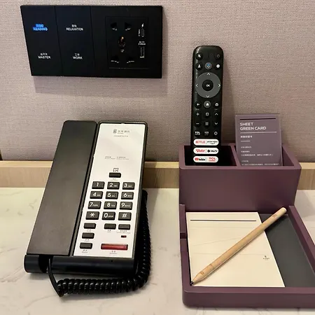 ELONG Hotel Jakarta PIK-2